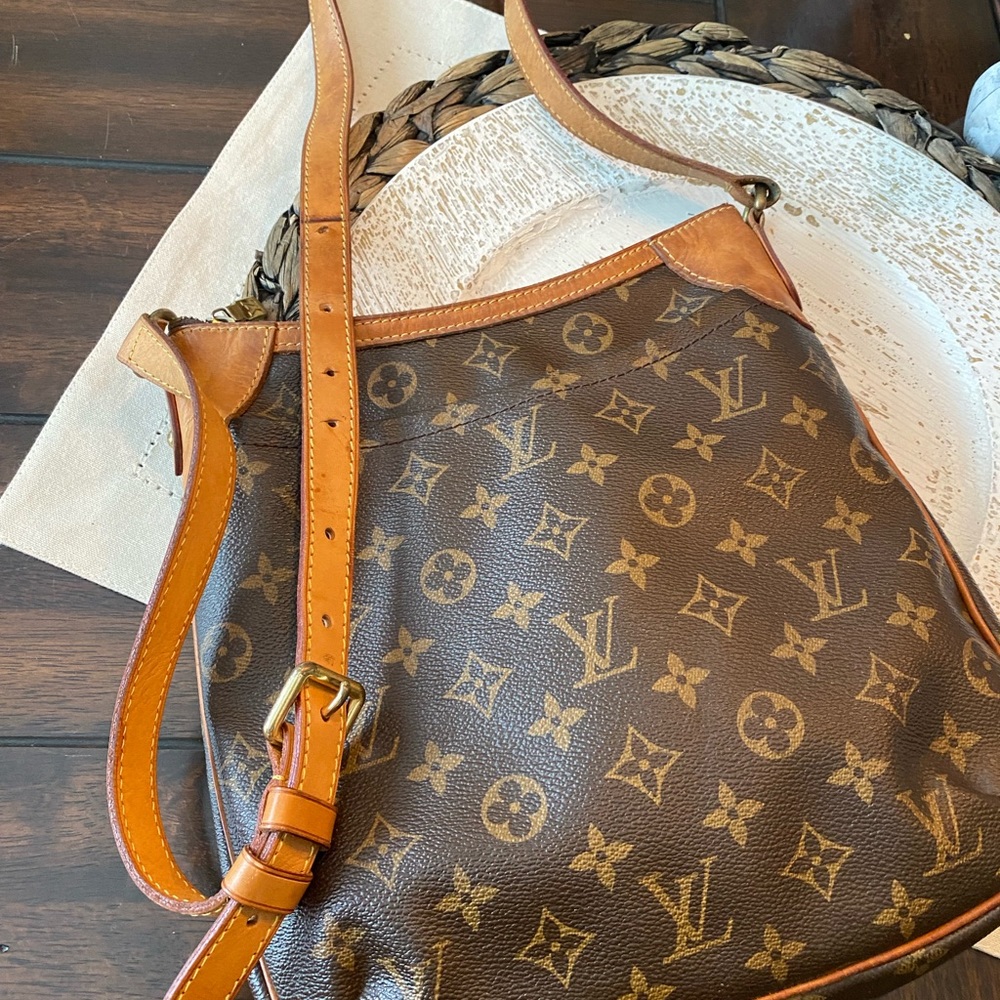 Louis Vuitton Odeon PM